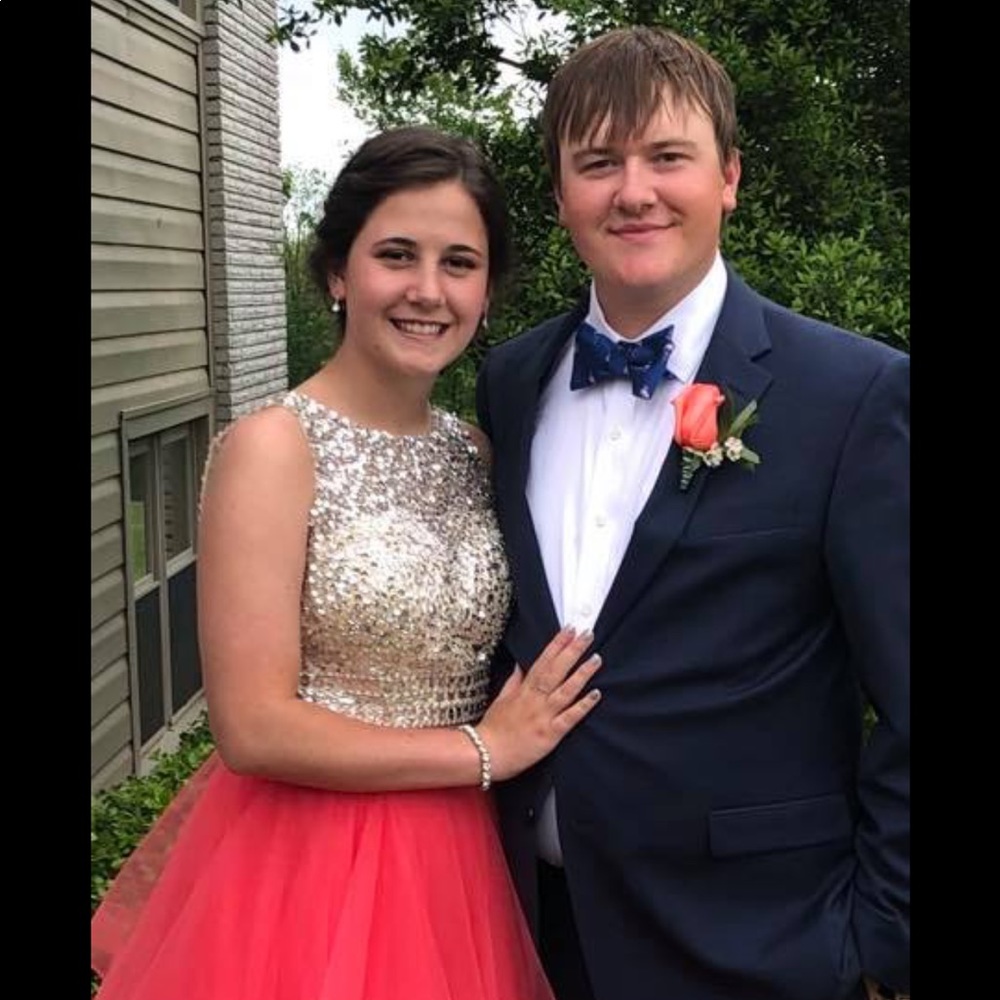 Prom/Pageant dress - Picture 2 of 3